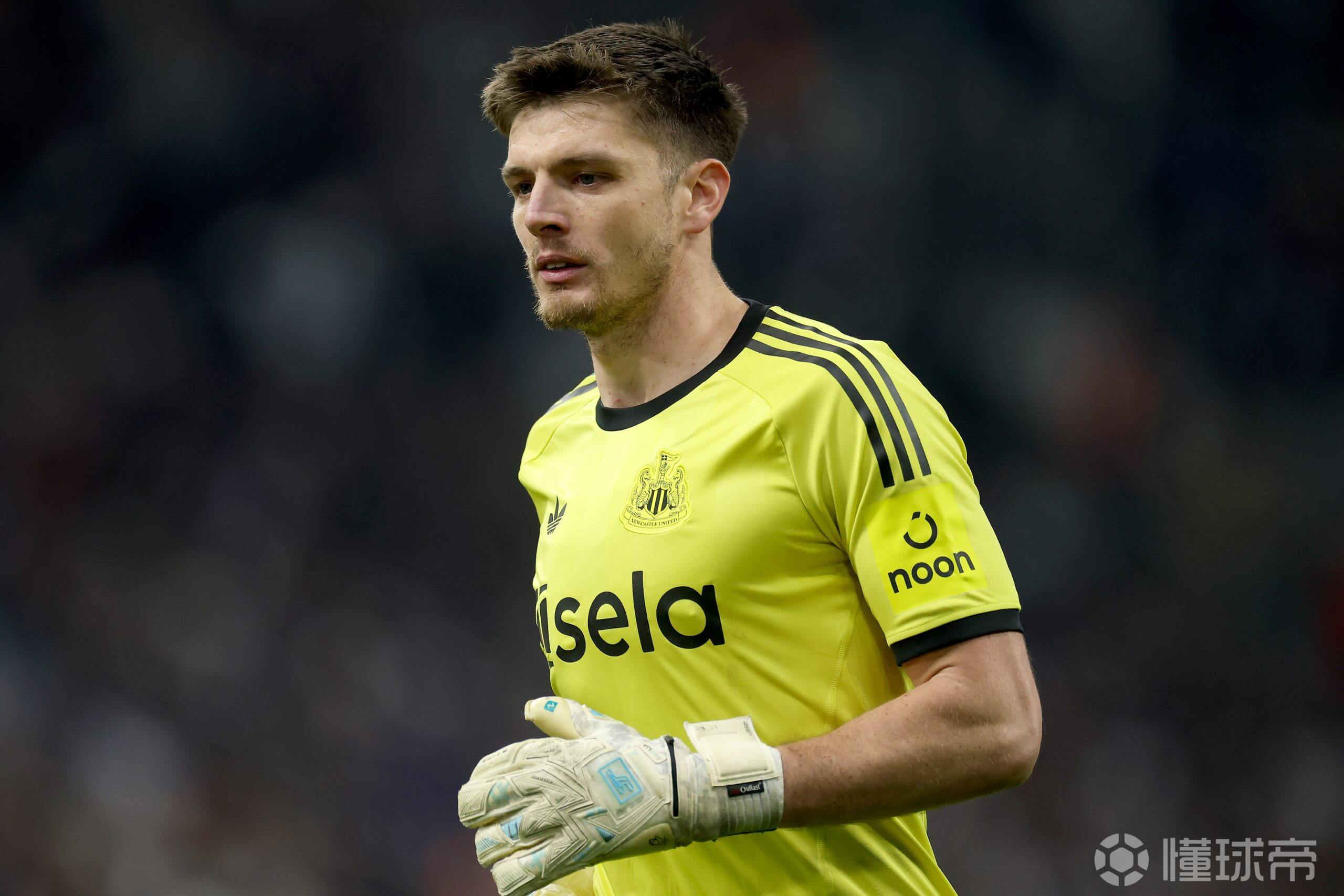 天空体育记者：霍尔尼切克完成纽卡体检，即将官宣
