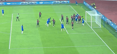 半场战报：切尔西1-0AC米兰，若昂-佩德罗头球破门，托里亚尼神扑
