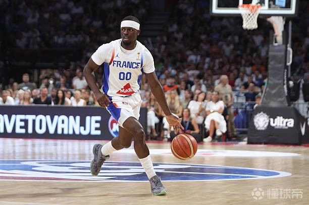 法国国手：因詹姆斯延迟决定，最终导致我登陆NBA失败